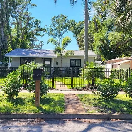 Sophisticated Charm In St Pete Villa
